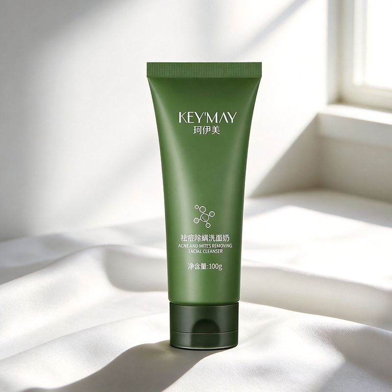  祛痘除螨洗面奶  